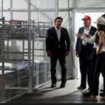 TRUMP PRESUME CÁRCEL PARA MIGRANTES CON CAIMANES “POR SI SE ESCAPAN”