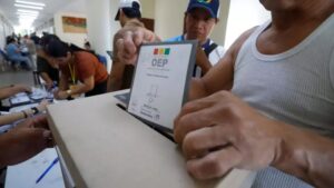 Bolivia irá a segunda vuelta en las elecciones presidenciales