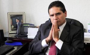 Logra Silvano Aureoles suspensión provisional contra cualquier nueva orden de captura