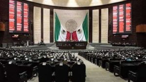 Diputados aprueban reforma que amplía definición de abuso sexual; genera debate por posible reducción de penas