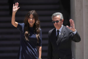 Honduras y EE.UU. fortalecen alianza contra narcotráfico en reunión en Tegucigalpa