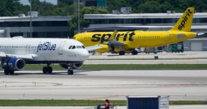 Falta de pago a agentes de TSA en EE.UU. amenaza con cierre de aeropuertos