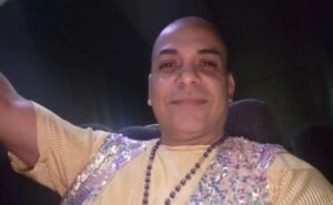 Asesinan al salsero Luder Quiñones en presunto asalto en Cali