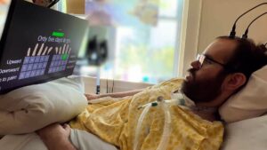 Nuevos estudios revelan riesgos de apnea, grasa abdominal y avances en interfaces cerebrales