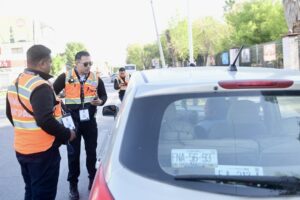 Regidor de Morena en Torreón se opone al armamento de agentes viales