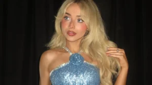 Justin Bieber y Sabrina Carpenter ofrecen presentaciones contrastantes en Coachella 2026