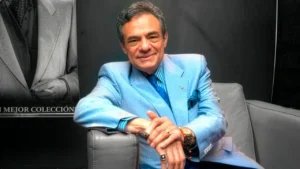 Fans celebran el Día Internacional de José José en Azcapotzalco