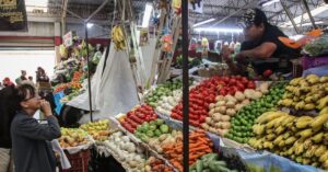 Limón, el producto de la canasta básica con mayor baja de precio en mayo de 2026