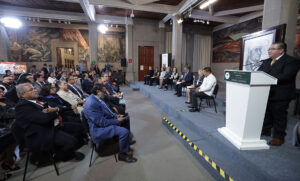 Inaugura SCJN exposición homenaje al muralista Antonio González Orozco