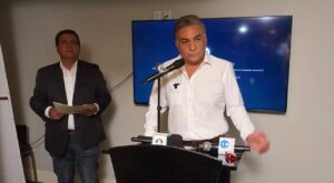 Ruiz Uribe denuncia fabricación de delitos por fiscal de BC; gobernadora pide madurez