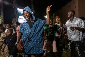 El Festival Hola Bamako se erige como símbolo de resistencia cultural en un Malí fracturado