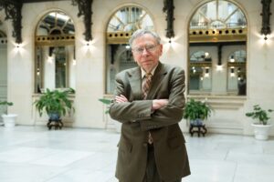 Carl Wunsch critica recortes a la ciencia bajo el gobierno de Trump: ‘Toda nuestra investigación es un engaño’